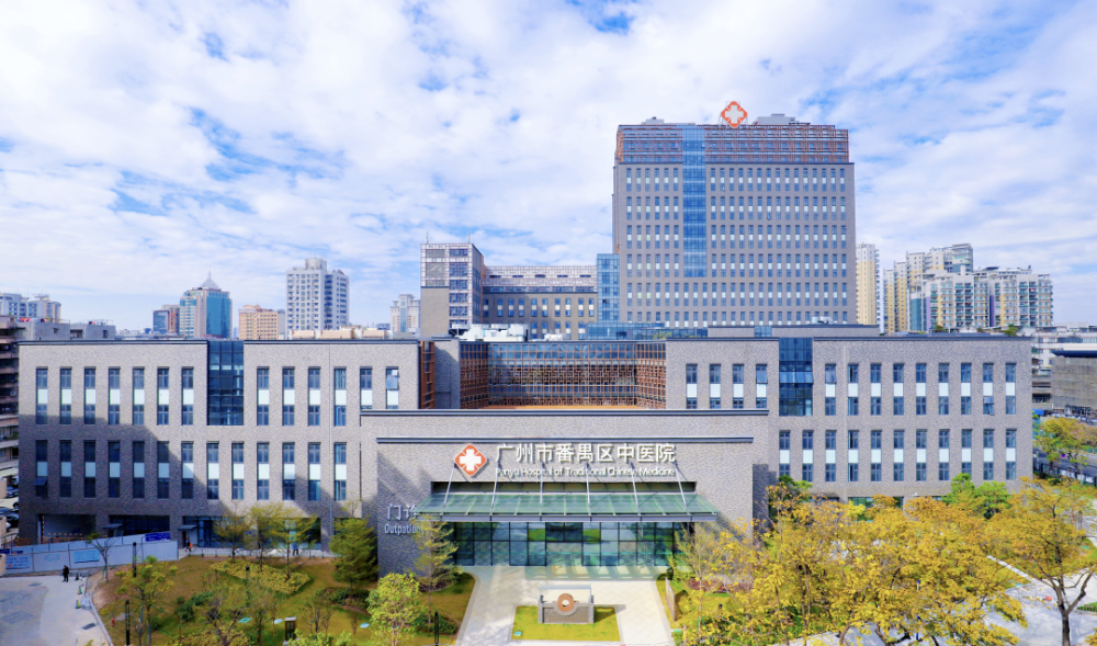 廣州番禺區(qū)中醫(yī)院口腔科怎么樣評價?優(yōu)秀醫(yī)生介紹,種牙案例搶先了解