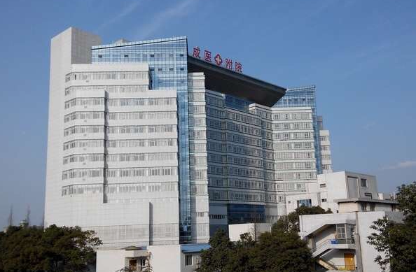 成都醫(yī)學(xué)院第一附屬醫(yī)院美容科怎么樣？醫(yī)生介紹+案例+價格預(yù)覽